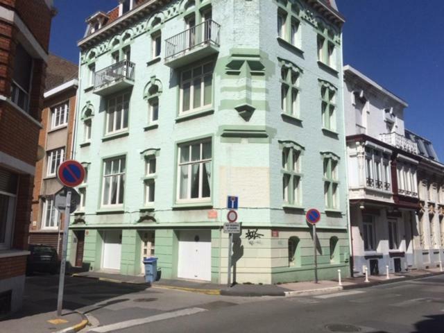 Appartement cosy à 30 mètres de la plage Dunkirk Extérieur photo